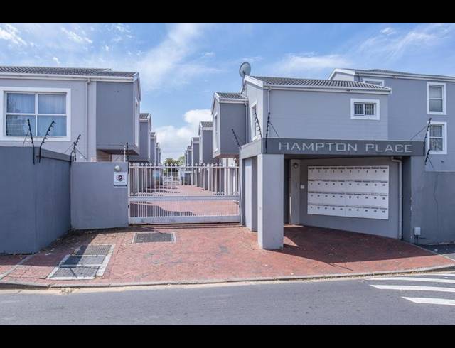 1 BEDROOM APARTMENT FOR SALE IN CLAREMONT